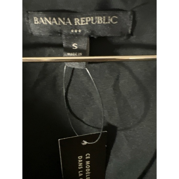 Banana Republic Green and Silver Gown with Plunge Neckline - Picture 2 of 4